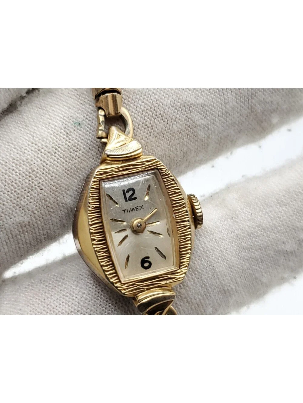 Vintage Mechanical Womens Timex Watch For Parts Or Repair